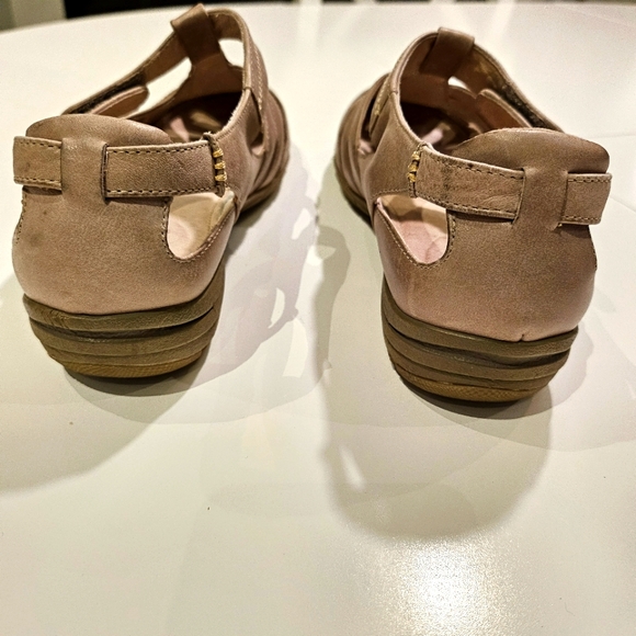 5/$25 Blondo w9.5 leather tan shoes - Picture 5 of 10